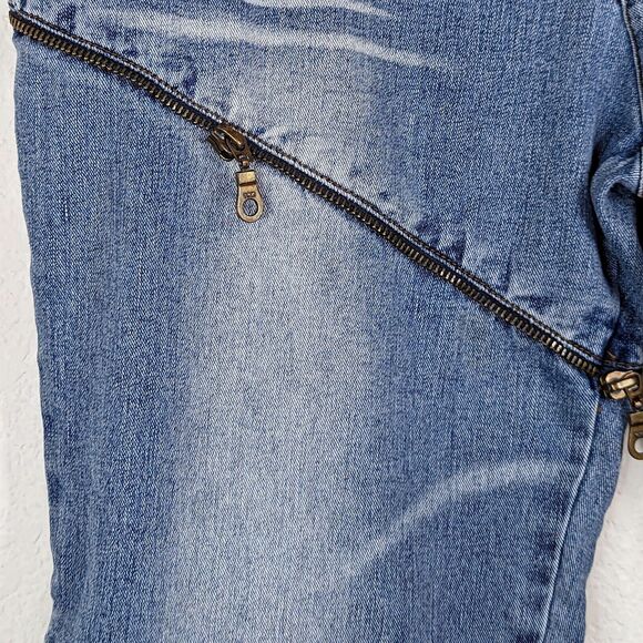 VTG 90s Y2K Mid-Rise Embroidered Floral Overlap Zipper Flare Crop Jeans Denim 30 - Picture 3 of 12